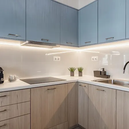 Raise Tr3s Apartment Heraklion (Crete)