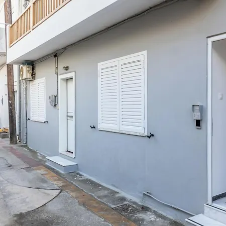 Raise Tr3s Apartment *